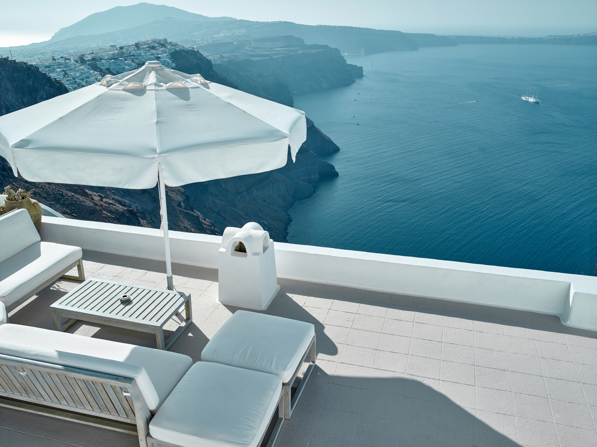 The beautiful terrace with wonderful sea view in Santorini - Greece